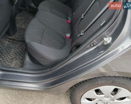 Сірий Кіа Ріо, об'ємом двигуна 1.6 л та пробігом 160 тис. км за 6800 $, фото 13 на Automoto.ua