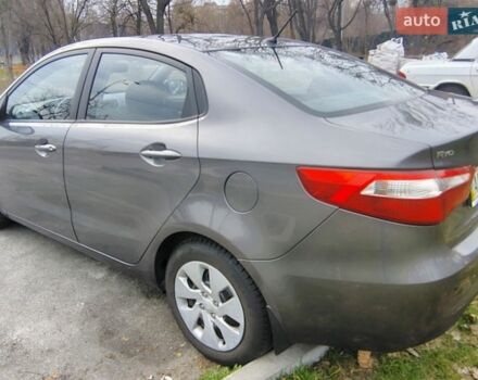 Сірий Кіа Ріо, об'ємом двигуна 1.6 л та пробігом 160 тис. км за 6800 $, фото 5 на Automoto.ua