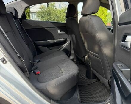 Сірий Кіа Ріо, об'ємом двигуна 1.6 л та пробігом 185 тис. км за 7650 $, фото 28 на Automoto.ua