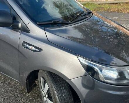 Серый Киа Рио, объемом двигателя 1.4 л и пробегом 190 тыс. км за 7000 $, фото 6 на Automoto.ua