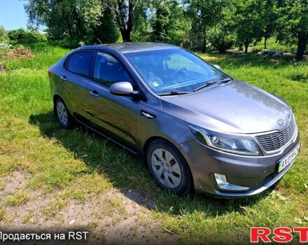 Серый Киа Рио, объемом двигателя 1.4 л и пробегом 235 тыс. км за 5600 $, фото 5 на Automoto.ua
