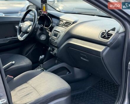 Сірий Кіа Ріо, об'ємом двигуна 1.6 л та пробігом 162 тис. км за 7000 $, фото 13 на Automoto.ua