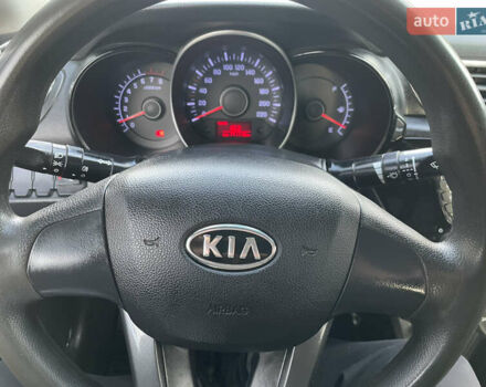 Серый Киа Рио, объемом двигателя 1.4 л и пробегом 167 тыс. км за 5999 $, фото 26 на Automoto.ua