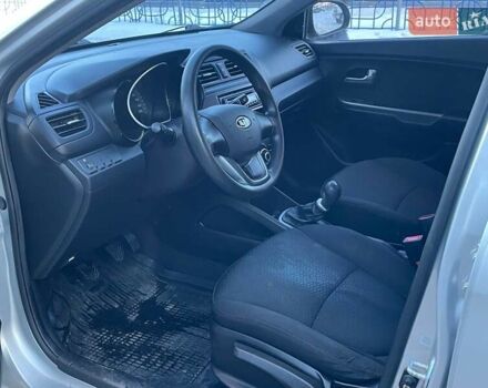 Серый Киа Рио, объемом двигателя 1.4 л и пробегом 68 тыс. км за 6700 $, фото 11 на Automoto.ua