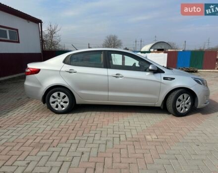 Сірий Кіа Ріо, об'ємом двигуна 1.6 л та пробігом 128 тис. км за 9350 $, фото 3 на Automoto.ua