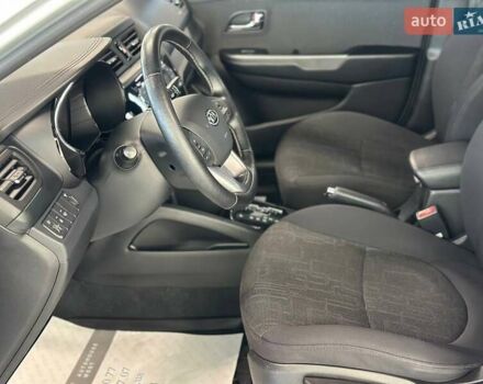 Сірий Кіа Ріо, об'ємом двигуна 1.59 л та пробігом 56 тис. км за 9390 $, фото 15 на Automoto.ua