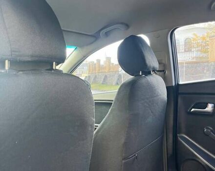 Серый Киа Рио, объемом двигателя 1.4 л и пробегом 190 тыс. км за 7000 $, фото 8 на Automoto.ua