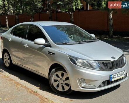 Сірий Кіа Ріо, об'ємом двигуна 1.4 л та пробігом 94 тис. км за 8799 $, фото 8 на Automoto.ua