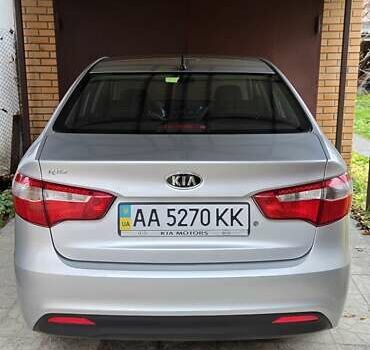 Серый Киа Рио, объемом двигателя 1.4 л и пробегом 140 тыс. км за 7200 $, фото 6 на Automoto.ua