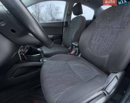 Сірий Кіа Ріо, об'ємом двигуна 1.59 л та пробігом 98 тис. км за 10900 $, фото 11 на Automoto.ua