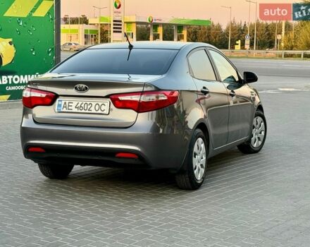 Серый Киа Рио, объемом двигателя 1.4 л и пробегом 147 тыс. км за 8550 $, фото 3 на Automoto.ua