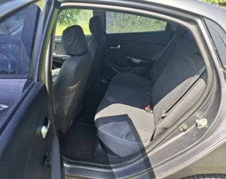 Сірий Кіа Ріо, об'ємом двигуна 1.4 л та пробігом 235 тис. км за 5800 $, фото 12 на Automoto.ua