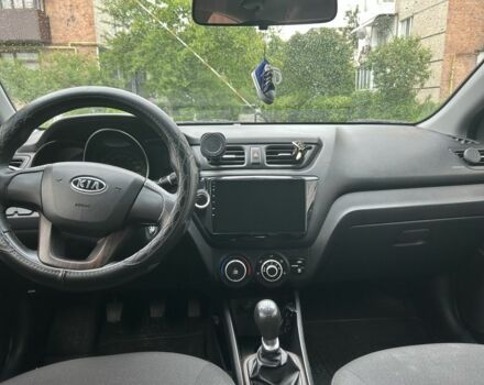 Сірий Кіа Ріо, об'ємом двигуна 1.4 л та пробігом 144 тис. км за 7750 $, фото 7 на Automoto.ua