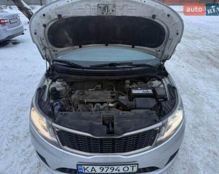 Серый Киа Рио, объемом двигателя 1.4 л и пробегом 130 тыс. км за 7450 $, фото 7 на Automoto.ua