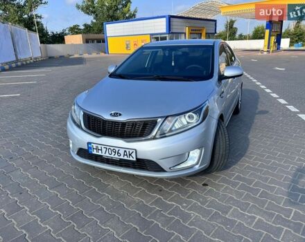 Сірий Кіа Ріо, об'ємом двигуна 1.4 л та пробігом 175 тис. км за 8500 $, фото 9 на Automoto.ua