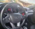 Сірий Кіа Ріо, об'ємом двигуна 1.59 л та пробігом 140 тис. км за 8200 $, фото 6 на Automoto.ua
