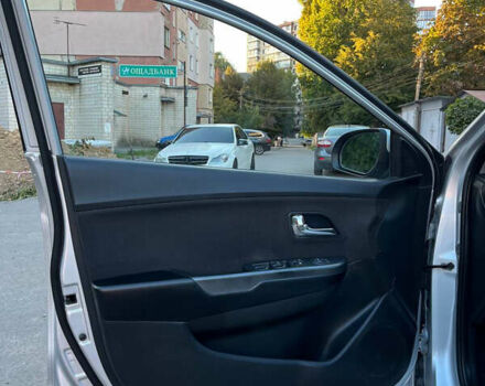 Серый Киа Рио, объемом двигателя 1.59 л и пробегом 188 тыс. км за 7200 $, фото 9 на Automoto.ua