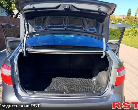 Серый Киа Рио, объемом двигателя 1.4 л и пробегом 99 тыс. км за 7100 $, фото 6 на Automoto.ua