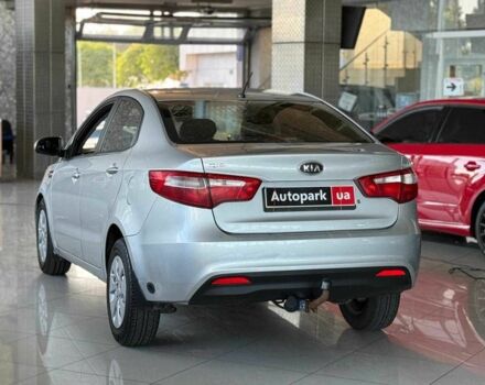 Серый Киа Рио, объемом двигателя 1.4 л и пробегом 200 тыс. км за 6840 $, фото 5 на Automoto.ua