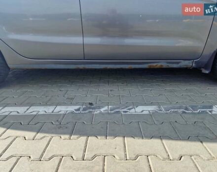 Серый Киа Рио, объемом двигателя 1.4 л и пробегом 187 тыс. км за 4900 $, фото 20 на Automoto.ua