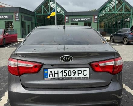 Сірий Кіа Ріо, об'ємом двигуна 1.4 л та пробігом 110 тис. км за 6999 $, фото 4 на Automoto.ua