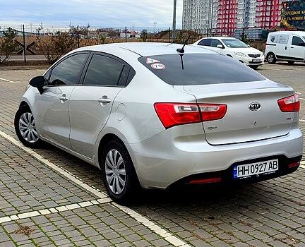 Сірий Кіа Ріо, об'ємом двигуна 1.6 л та пробігом 155 тис. км за 7400 $, фото 7 на Automoto.ua