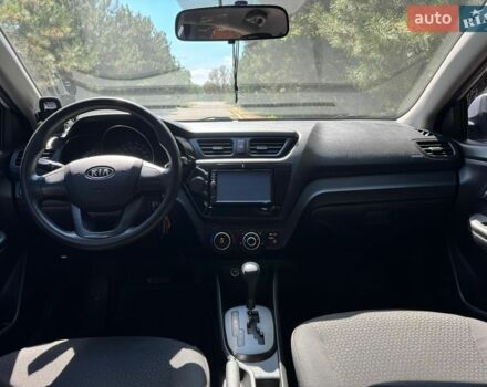 Сірий Кіа Ріо, об'ємом двигуна 1.4 л та пробігом 94 тис. км за 8799 $, фото 24 на Automoto.ua