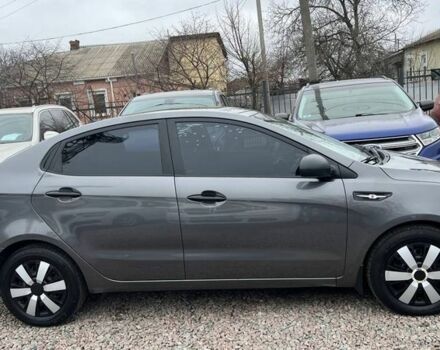 Сірий Кіа Ріо, об'ємом двигуна 1.4 л та пробігом 190 тис. км за 7500 $, фото 7 на Automoto.ua