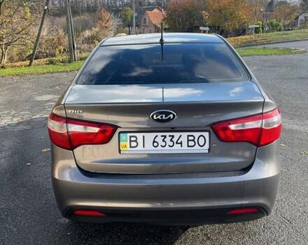 Серый Киа Рио, объемом двигателя 1.4 л и пробегом 190 тыс. км за 7000 $, фото 3 на Automoto.ua