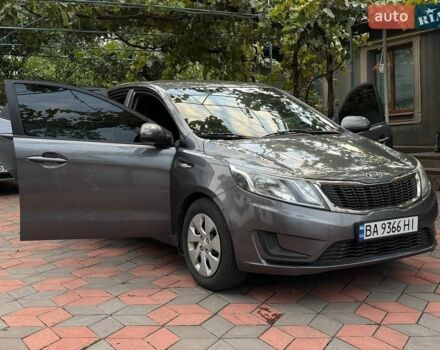 Серый Киа Рио, объемом двигателя 1.4 л и пробегом 170 тыс. км за 6000 $, фото 4 на Automoto.ua
