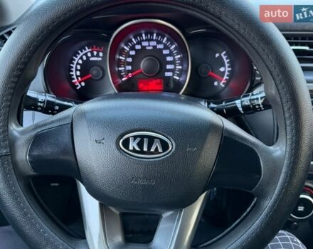 Сірий Кіа Ріо, об'ємом двигуна 1.4 л та пробігом 259 тис. км за 6300 $, фото 15 на Automoto.ua