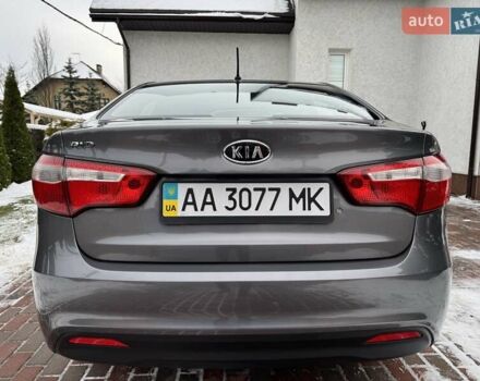Серый Киа Рио, объемом двигателя 1.4 л и пробегом 82 тыс. км за 9200 $, фото 5 на Automoto.ua