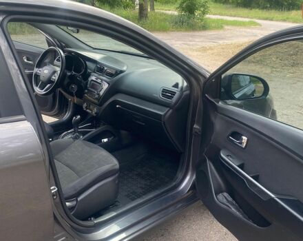 Серый Киа Рио, объемом двигателя 1.6 л и пробегом 249 тыс. км за 8600 $, фото 23 на Automoto.ua