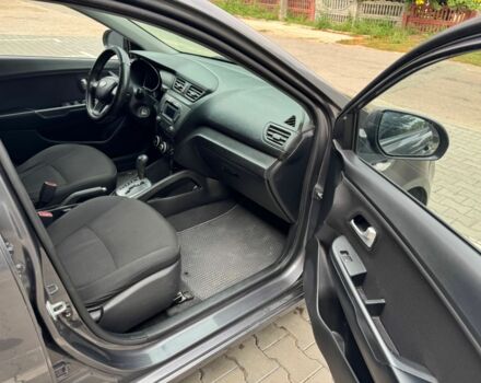 Серый Киа Рио, объемом двигателя 1.6 л и пробегом 200 тыс. км за 4920 $, фото 14 на Automoto.ua