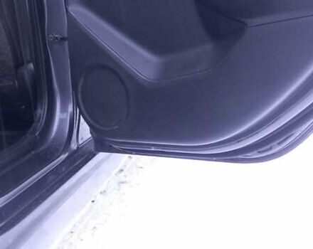 Серый Киа Рио, объемом двигателя 1.4 л и пробегом 133 тыс. км за 8200 $, фото 15 на Automoto.ua