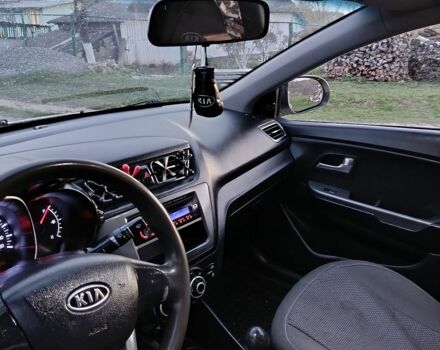 Сірий Кіа Ріо, об'ємом двигуна 1.4 л та пробігом 224 тис. км за 6000 $, фото 2 на Automoto.ua