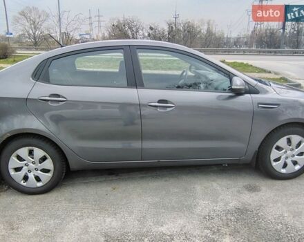 Сірий Кіа Ріо, об'ємом двигуна 1.6 л та пробігом 160 тис. км за 6800 $, фото 3 на Automoto.ua
