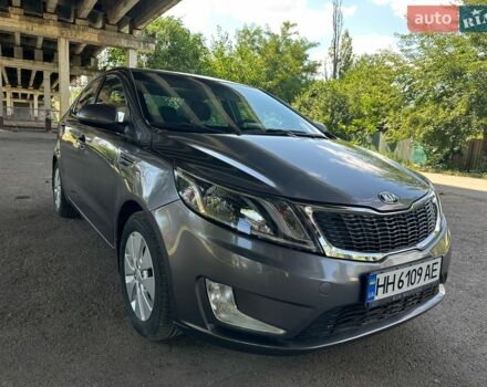 Сірий Кіа Ріо, об'ємом двигуна 1.6 л та пробігом 106 тис. км за 8600 $, фото 2 на Automoto.ua