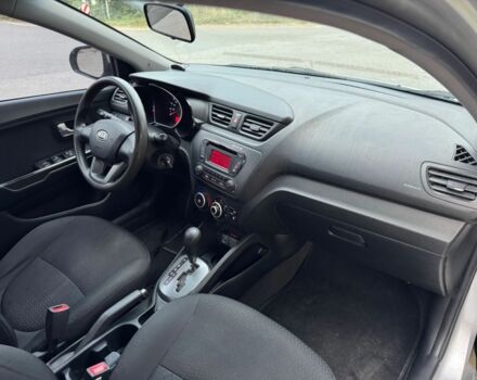 Серый Киа Рио, объемом двигателя 1.6 л и пробегом 95 тыс. км за 5701 $, фото 10 на Automoto.ua