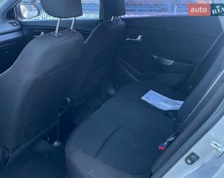 Серый Киа Рио, объемом двигателя 1.4 л и пробегом 68 тыс. км за 6700 $, фото 16 на Automoto.ua
