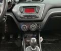 Серый Киа Рио, объемом двигателя 1.4 л и пробегом 155 тыс. км за 5600 $, фото 5 на Automoto.ua