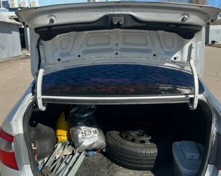 Серый Киа Рио, объемом двигателя 1.4 л и пробегом 247 тыс. км за 6400 $, фото 10 на Automoto.ua