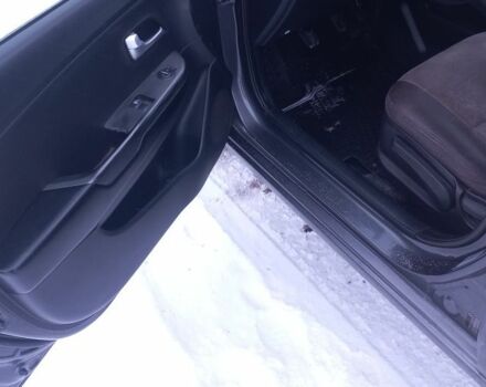 Сірий Кіа Ріо, об'ємом двигуна 0 л та пробігом 133 тис. км за 8200 $, фото 5 на Automoto.ua