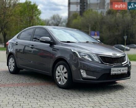 Серый Киа Рио, объемом двигателя 1.59 л и пробегом 206 тыс. км за 7499 $, фото 2 на Automoto.ua