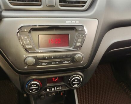 Серый Киа Рио, объемом двигателя 0 л и пробегом 215 тыс. км за 6500 $, фото 3 на Automoto.ua