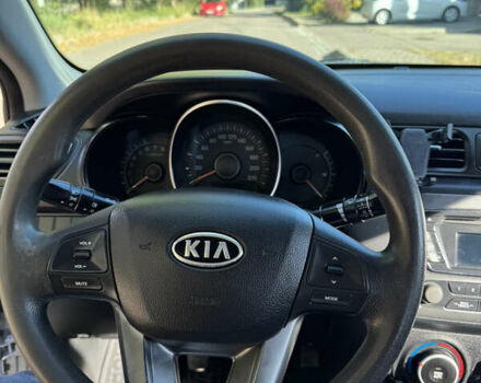 Серый Киа Рио, объемом двигателя 1.4 л и пробегом 155 тыс. км за 6200 $, фото 11 на Automoto.ua