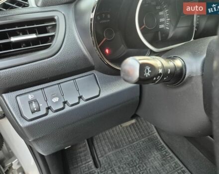 Сірий Кіа Ріо, об'ємом двигуна 1.4 л та пробігом 93 тис. км за 8400 $, фото 10 на Automoto.ua