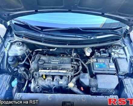 Сірий Кіа Ріо, об'ємом двигуна 1.6 л та пробігом 102 тис. км за 9000 $, фото 11 на Automoto.ua