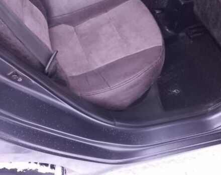 Серый Киа Рио, объемом двигателя 1.4 л и пробегом 133 тыс. км за 8200 $, фото 18 на Automoto.ua