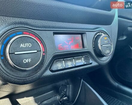 Сірий Кіа Ріо, об'ємом двигуна 1.59 л та пробігом 163 тис. км за 8850 $, фото 19 на Automoto.ua